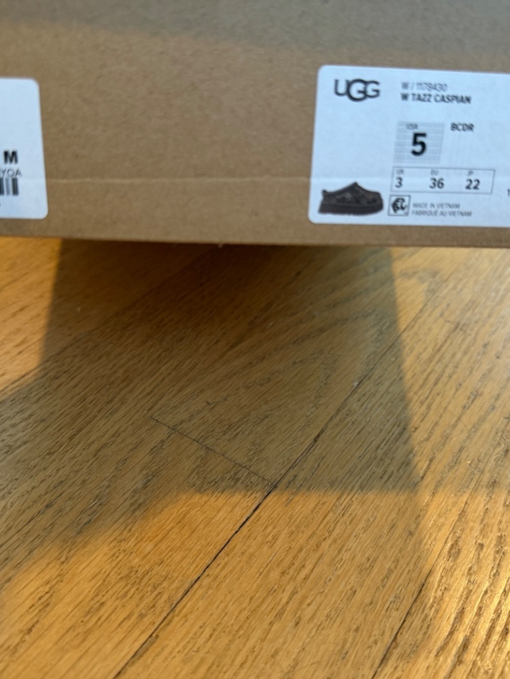 NIB Women’s UGG Tazz Caspian Burnt Cedar Size 5 Platform Mules Slippers - Picture 5 of 7